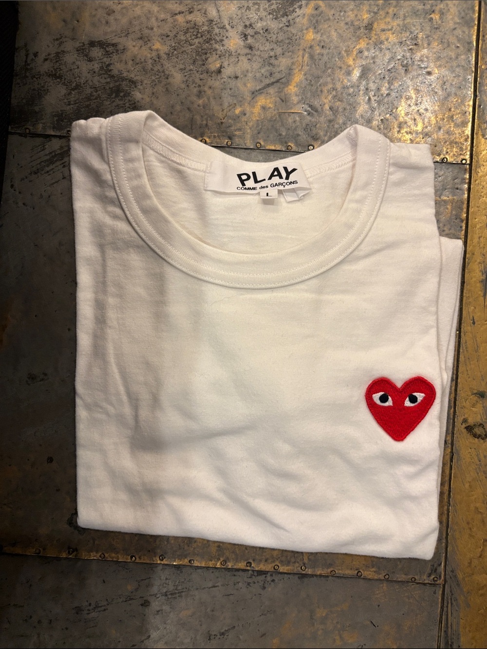 Comme des Garcons PLAY White T-Shirt